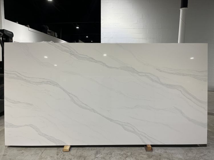 Grigio Sereno Quartz 3cm 127 X 64